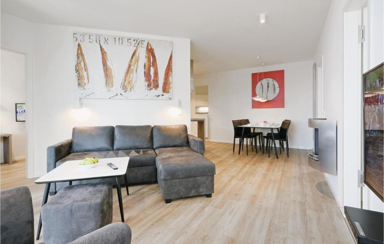 2 Bedroom Stunning Apartment In Luebeck Travemuende Екстер'єр фото