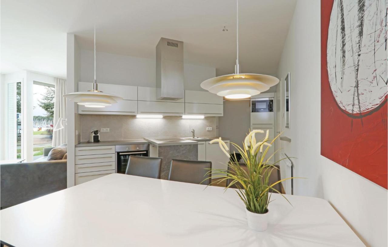 2 Bedroom Stunning Apartment In Luebeck Travemuende Екстер'єр фото