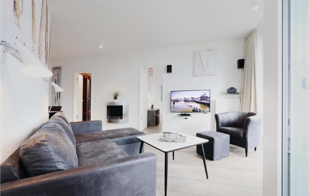 2 Bedroom Stunning Apartment In Luebeck Travemuende Екстер'єр фото