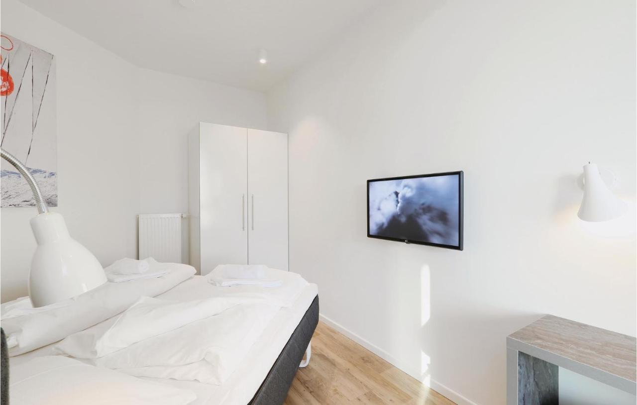 2 Bedroom Stunning Apartment In Luebeck Travemuende Екстер'єр фото